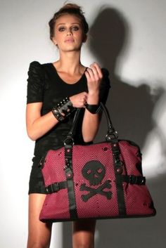 Skull bag Outfits Punk, Skater Outfits, Emo Outfits, Handbag Heaven, Va Va Voom