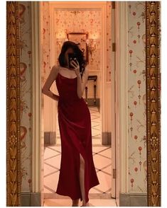 Червона оболонка довгі випускні сукні для вечірньої вечірки Floor-length Split Design Dress For Night Out, Formal Floor-length Slip Dress With Side Slits, Prom Season Dress With Side Slits And Split Shape, Prom Dress With Side Slits And Split Shape, Split Dresses With Side Slits For Prom Season, Split Dress With Side Slits For Prom, Evening Floor-length Slip Dress With Side Slits, Party Maxi Dress With Split, Split Dresses For Prom Season Party