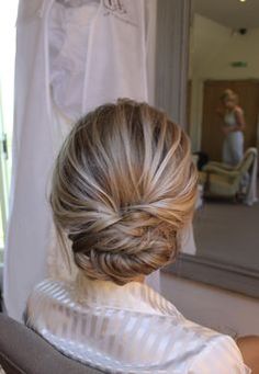 Edgy Updo, Hairdo Wedding, Medium Curly Hair Styles, Best Wedding Hairstyles, Braided Hairstyles Easy, Creative Hairstyles, Loose Hairstyles