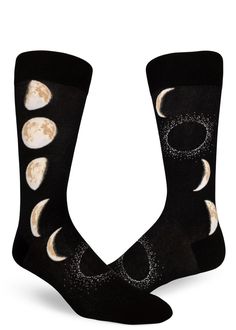 Moon socks for men with moon phases on a black background. Moon Socks, Space Socks, Celestial Sphere, Sock Lovers, Halloween Socks, Funky Socks, Estilo Hippie, Lunar Cycle, Mens Crew Socks