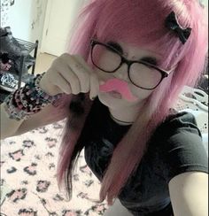 Scene Haircuts, Pink Emo, Emo Scene Hair, Scene Girl, Charmmy Kitty, Beach Pink, Punk Hair