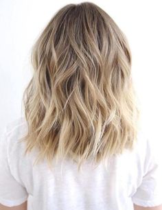 50 Bombshell Blonde Balayage Hairstyles that are Cute and Easy Beachy Waves Hair, Medium Shag Haircuts, Guy Fieri, Hair Color Techniques, Ash Blonde