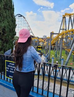 Sé que estás ahí hombre que se sube a todos los juegos, sin miedo, y te voy a encontrar!! #sixflags #mexico #picoftheday #photo #pic #style #fashion #outfit #ideasdeoutfits #lookselegantes #outfits #fashion #nutisha #stylish #amusementparkoutfit #sportoutfit #superman #disney #adidas Outfit Six Flags Mexico, Sixflags Outfit, Six Flax, Six Flags Outfit, Sixflags Mexico, Six Flags Mexico, Six Flags México, Mumbai Trip, Hopi Hari