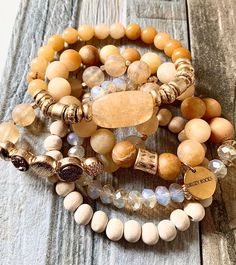 Cogic Fashion, Stretch Beaded Bracelets Diy, Clothespin Diy Crafts, Jewelry Video, Swift Bracelets, Jewelry Ocean, Accesories Jewelry, Stone Wrapping, Beaded Bracelets Diy