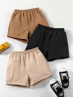 Estilo Harajuku, Short Pants Outfit, Teen Shorts, Plain Shorts, Shein Outfits, Cute Pants, Easy Trendy Outfits, Tween Outfits, Baby Shorts