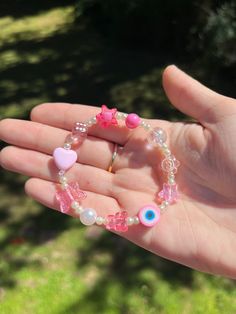 Pink Y2k Bracelet, Bracelet Y2k Aesthetic, Yellow Bracelet Beads, Bracelet Beads Ideas, Wire Beaded Bracelets, Y2k Beads, Y2k Bracelets, Bracelets Y2k, 2000s Vibe