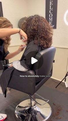 Marissa Lanae - Curls, Beauty, Lifestyle on Instagram: "Haircut FAQs below:   What is the name of your haircut? - it doesn’t actually have a name! There are some amazing curly cuts out there like the rizo cut, the deva cut, the ouidad cut etc. but this doesn’t fall under any of those.   So how do I ask for this cut?  - the best advice I can give you is to bring your stylist pictures and videos of your overall hair shape goal.   - When describing it, I would ask for a round shape with layers that start around the cheek bone and taper down + face framing.   How often do you get a haircut?  - when it’s short and I want to maintain this shape, I go in for a trim about every 3 months   Is your stylist taking on new clients?  - she is! If your in the Waco/Central Texas area and would like to boo Framing Curly Haircut, Curly Hair Layered Haircut Short, How To Ask For A Curly Haircut, Best Curly Haircuts For Round Faces, Short Layer Curly Hair, Round Shape Curly Haircut, Short Curly Hair For Round Face Shape, Short Layer Curly Haircut, Short Layers On Curly Hair