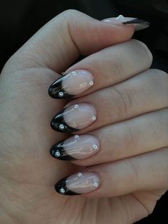 Black Arclyc Nails French Tip, Thick Black French Tip Nails Almond, Pearl Nails With Black Tips, Black Nail Designs With Pearls, Black Tips With Pearls, Prom Acrylics Almond, Black French Tip Pearl Nails, Black Almond French Tip With Gems