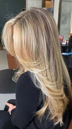 Curtain Bangs Blonde, Blonde Layered Hair, Styled Hair, Blonde Layers, Honey Blonde Hair, Blonde Hair Inspiration, Blonde Hair Looks, Blonde Hair With Highlights