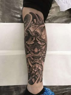 Leg Tattoos For Men, Calf Tattoo Men, Japanese Legs, Samurai Tattoo Design, One Piece Tattoos