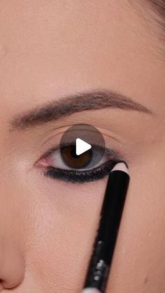 5,257 likes, 17 comments - makeuptutoriia1s le February 25, 2024: "The perfect smokey eye look! 🖤 By: @kseniasevrikeeva". Big Eyes Makeup, Smokey Eye Look, Eye Trends, Natural Beauty Treatments, Makeup Pictorial, Makeup Secret, Makeup Mistakes