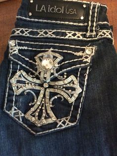 Latina Clothes, Casual Outfit Summer, Country Jeans, La Idol Jeans, Bling Denim, Bedazzled Jeans, Summer Outfits Casual, 90’s Outfits, Trashy Outfits