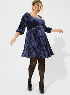 At The Knee Embossed Velvet Sweetheart Peplum DressAt The Knee Embossed Velvet Sweetheart Peplum Dress, PANSY OUTLINE FLORAL Pansy Outline, Embossed Velvet, Violet Dresses, Dress Images, Dress Out, Tea Length Dresses, Torrid Dresses, Long Sleeve Floral Dress, Plus Size Womens Clothing