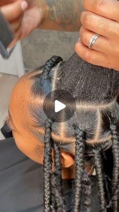 💫BRAIDER 💫 on Instagram: "Large knotless➕side part 🔥🔥  May books open.  ———————————————————- #atlantabraids #braidsatlanta #braidideas #prettybraids #knotlessbraids" Knotless Side Part, Box Braids Parting Guide, Large Knotless, Mama Hair, Hair Braid Patterns, Large Box Braids, Side Braid Hairstyles, Books Open, Side Part Hairstyles