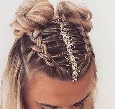 Cool Braid Hairstyles, Peinados Fáciles Para Cabello Corto, Cool Braids, Hair Stylies, Festival Hair, Glitter Hair, Teen Hairstyles, Easy Hairstyles For Long Hair