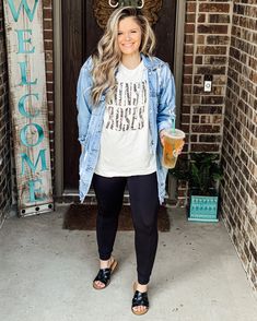 Curvy Fall Outfits 2022, Curvy Girl Outfits Winter, Plus Size Mom Outfits, Edgy Mom Outfits, Curvy Mom Outfits, Lazy Fall Outfits, Plus Size Outfits Casual, Curvy Girl Outfits Summer, Mom Outfits Fall