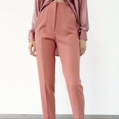 Zara Pink Pant, Never Worn. Tags Still On. For Sizing, I Recommend Going To Their Website, These Were Too Small For Me. Workplace Fashion, Zara Suits, Off White Pants, Women's Office, Zara Trousers, White Dress Pants, Office Suit, Womens Office, Zara Jumpsuit