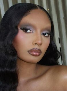 Cool Tone Makeup Black Women, Fall Makeup Dark Skin, Makeup Inspiration Black Women, Winter Glam Makeup Looks, 2000s Makeup Looks Black Women, Office Siren Makeup, High Contrast Makeup, 90s Makeup Looks Black Women, Cool Tone Makeup Looks