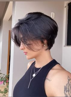 Short Black Hair, Short Bobs, Short Hair Tomboy, Really Short Hair, Hair Inspiration Short, Bob Hairstyles For Fine Hair, Makijaż Smokey Eye, Shot Hair Styles, Short Bob Haircuts