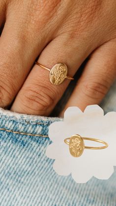 NEW 💐 introducing the Fleur Ring! You know how much we love our birth flowers around here, so we designed a new way to wear them 💗 Available in 14k yellow gold filled or sterling silver.

#noliajewelry #mothersday #giftsforher #mothersdaygiftguide #mothersdaygift #mothersdaygiftideas #giftguides #motherdaygiftsforher #jewelry #jewelrygifts #mamaandme #birthflowerjewelry #flowerring #signetring #minimalistjewelry #birthmonthjewelry #jewelryinspo #minimaljewelry #springoutfit Personalized Charm Necklace, Pearl Cuff Bracelet, Pearl Cuff, Daisy Ring, Mother Rings, Floral Jewelry, Minimal Jewelry, Mothersday Gifts, Pearl Pendant Necklace