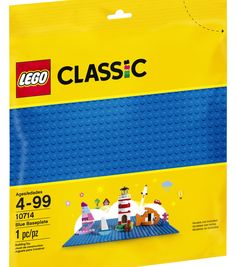 the lego classic set is in its packaging