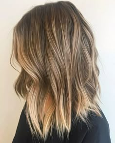 Balayage Hair Color Ideas, Balayage Hair Color, Blond Balayage, Brown Blonde Hair, Hair Color And Cut, Short Haircut, Hair Color Balayage, Short Blonde Hair