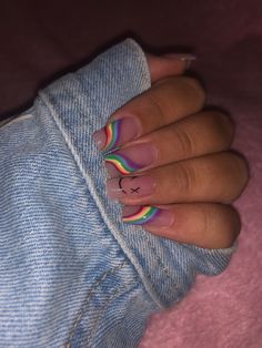 Louis Tomlinson Nails Ideas, Louis Tomlinson Inspired Nails, Ltwt Outfit Idea, Louis Tomlinson Nails Designs, Harry Styles Nails Ideas, Louis Tomlinson Nails, Louis Nails, Hslot Outfit Ideas, Concert Nails