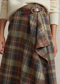 Gonna a spina di pesce con fibbia da Women | Ralph Lauren® IT Herringbone Skirt Outfit, Tartan Fashion, Ralph Lauren Skirts, Winter Skirt, Mode Inspiration, Fall Looks, Autumn Winter Fashion, A Line Skirts, Herringbone