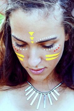 Rave Face Paint, Hippie Face Paint, Carnaval Make-up, Neon Face Paint, Festival Face Paint, Festival Paint, Festival Makeup Rave, Festival Make Up, Maquillage On Fleek