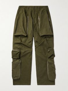 READYMADE's collections are made from military surplus fabrics and these cargo trousers are cut from lightweight cotton repurposed from vintage army tents. They have a slouchy, wide fit and oversized utility-style pockets. Army Tent, Mens Cargo Trousers, Army Pants, Military Surplus, Straight Trousers, Casual Trousers, Cargo Trousers, Green Cotton, Mens Trousers