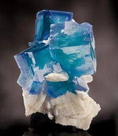 Geology Rocks, Rock Minerals, Beautiful Rocks, Mineral Stone, Precious Gems