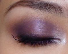 Basic Purple Smoky Eye — This is a look that you can do... Simple Witch Makeup Purple, Eye Shadow Purple, Deep Purple Makeup, Dark Purple Makeup, Simple Witch Makeup, Dark Purple Eyeshadow, Eyeliner Brown Eyes, Purple Shadow, Purple Eyeliner