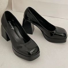 Shipping: Worldwide Express Shipping AvailableDelivery time: 7-15Days Fast ShippingReturns: Fast refund, 100% Money Back Guarantee.SPECIFICATIONSBrand Name: TangDuoYaOrigin: Mainland ChinaUpper Material: PUToe Shape: Square toeWith Platforms: YesPlatform Height: 3-5cmHeel Height: High (5cm-8cm)Heel Type: Square heelPump Type: basicStyle: Korean StyleFashion Element: ShallowSeason: Spring/AutumnOutsole Material: RUBBERis_handmade: YesPattern Type: SolidInsole Material: latexOccasion: PartyModel N Black Heel Shoes, Shoe Reference, Platform Mary Jane Shoes, Heels And Bags, Thrifting Ideas, Heel Shoes For Women, Mary Jane Shoes Black, Mary Jane Platform Shoes, High Heels For Women