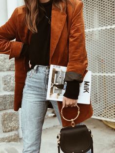 fashion Winter Style Inspiration, Transitional Jacket, Looks Jeans, Orange Blazer, Blazer Outfit, Jean Jacket Women, Style Inspiration Winter, Boring Clothes