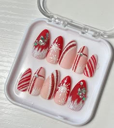 Beautiful set of Press on Nails. Make your Holiday better with these nails. Disney Christmas Nail Designs, Red And White Christmas Nails, Holiday Nails Red, Nails Red And White, Navidad Nails, Nails Red Christmas, White Christmas Nails, Christmas Press On Nails, Santa Nails