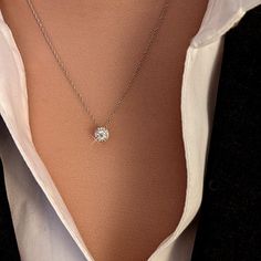 This beautiful diamond halo pendant has a 0.50 carat total weight of quality diamonds, Set in 14K white gold with 18" chain. Halo Pendant, Diamond Halo, Quality Diamonds, Halo Diamond, White Gold Diamonds, Gold Diamond, Diamond Necklace, Halo, Diamonds