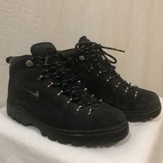 Nike Hiking Boots Nike Hiking Boots, Hiking Boots Outfit Men, Nike Hiking Shoes, Stylish Hiking Boots, Nike Hiking, Nike Acg Shoes, Mens Aesthetic, Gothic Glamour, Custom Character