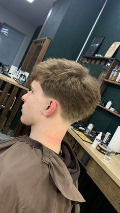 #menhair #haircutmen #haircutformen #haircut #menhair #taperfadehaircut #taperhaircut Low Taper Short Hair, Tapered Fade Men, Short Hair Taper Fade, Blowout Taper Straight Hair, Low Fade Hair, Blowout Taper Fade, Blonde Hair Fade, Men Short Haircut, Blowout Taper