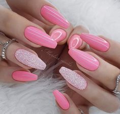 Pink Winter Nails, Nails Natural, Square Nail Designs, Nails Fashion, Pink Winter, Nails Glitter, Nails Simple