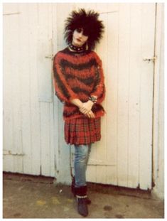 Big Hair, Fishnets, and Eyeliner | A Gallery of 80’s Goth and Deathrock Culture Part II — Post-Punk.com Look 80s, 80s Goth, Siouxsie Sioux, Goth Subculture