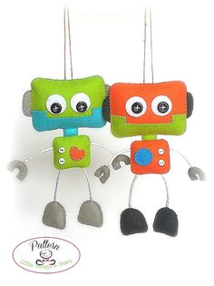 Smiley Robot-PDF sewing pattern-Cute Robot toy-DIY-Handmade plush-Felt toy pattern-Instant download-Small gifts-Boys present Baby Mobil, Felt Toys Patterns, Presents For Boys, Sewing Stuffed Animals, Handmade Plush, Sewing Toys, Felt Diy, Felt Dolls, Felt Toys