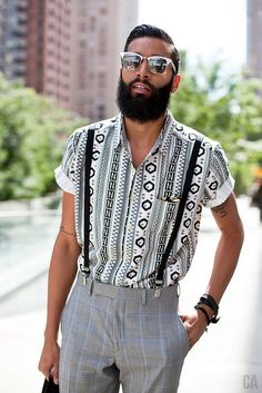 Mens Suspenders Outfit, Suspender Outfits For Men, Suspenders Men Fashion, Man Street Style, Suspenders Outfit, Festival Outfits Men, Festival Chic, Dapper Dudes, Cool Winter