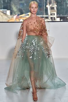 Delpozo S/S 2015 Fashion Tv, Donna Karan, Dolce & Gabbana