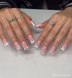 Clear Glitter Nails, Bling Things, Cute Simple Nails, Spring Nail Designs, Brighter Days, French Tip Acrylic Nails