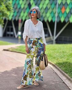 Colorful Boho Outfit, Boho Pants Outfit, Bohemian Pants Outfit, Holiday Suitcase, Bohemian Outfit, Bohemian Pants