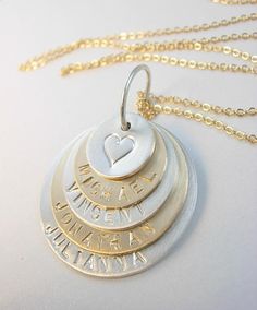 Personalised Jewellery Necklaces, Mommy Necklace, Stacked Necklaces, Fine Silver Jewelry, Jewelry Personalized, Stamped Jewelry, Diy Schmuck