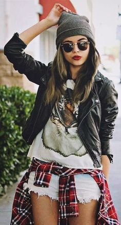 Lovely & cool hipster style girl, Grunge fashion Punk Outfits Ideas Hipster Outfits For Women, Hipster Girl Outfits, Hipster Style Outfits, Fall Outfits Flannel, Winter Hipster, Styl Grunge, Hipster Outfits Fall, Pakaian Hipster, Moda Grunge