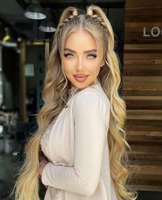 Medieval Hairstyles, Women Glasses, Medium Hairstyles, Festival Hair, Makati, Long Curly Hair