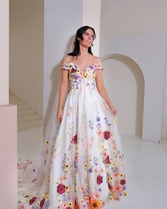 Wedding Dress Coloured Flowers, Colourful Embroidered Wedding Dress, Wedding Dress Embroidered Flowers, Persian Wedding Dress, Aurora Princess, Wedding August, Wedding Guest Outfit Fall, Embroidered Wedding Dress