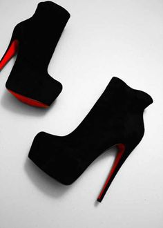 Áo Blu, Christian Louboutin Outlet, Trik Fotografi, Red Bottoms, Louboutin Shoes, Christian Louboutin Shoes